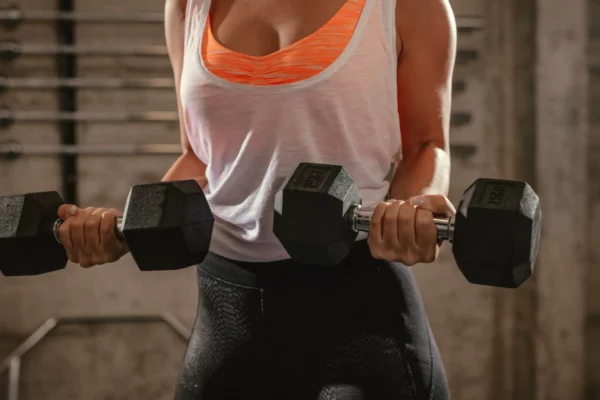 Strengthen Your Biceps With These 5 Home Workouts